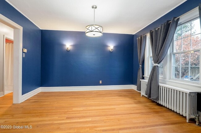 Building Photo - 25 Fordham Ct