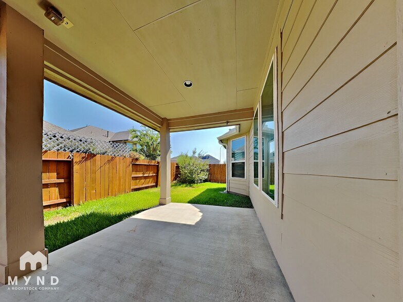 Building Photo - 24622 Windmill Canyon Ln