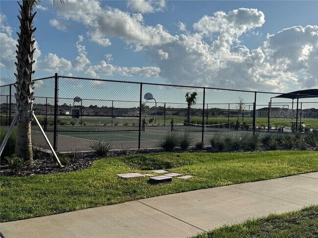 Building Photo - 2398 McKinley Dr