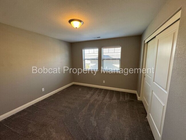 Building Photo - 1288 Handelin Rd