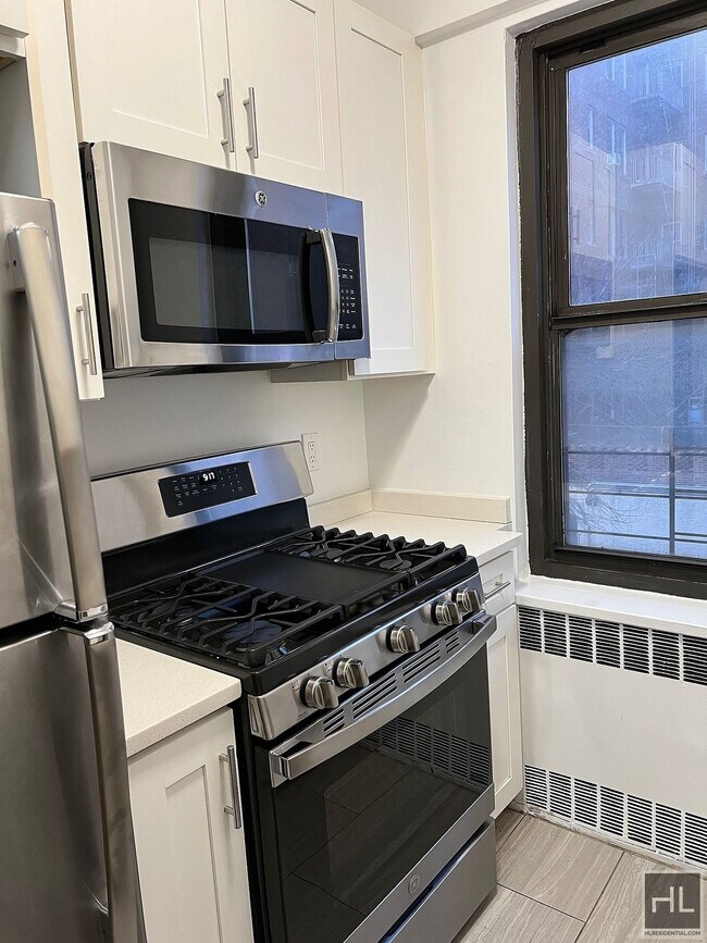 Building Photo - GRAND CONCOURSE