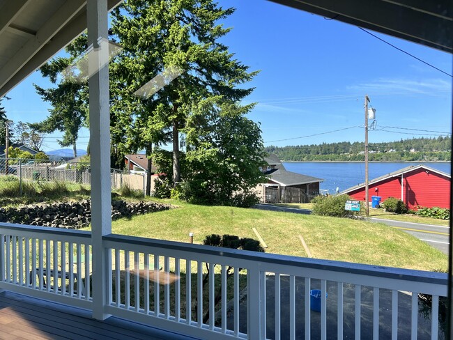 Building Photo - 10216 Steamboat Island Road Northwest