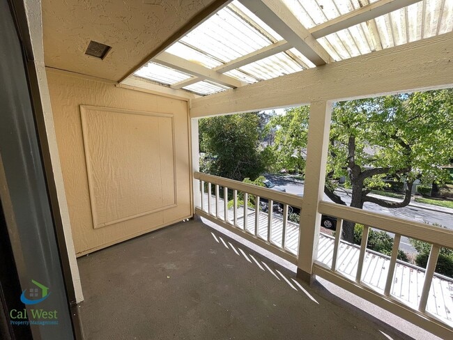 Building Photo - $2,695 - 2 Bed/2 Bath Retirement Resort Li...