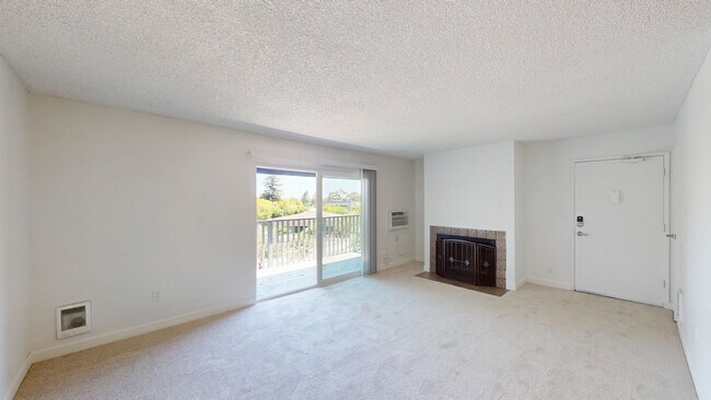 Building Photo - 445 Ignacio Blvd