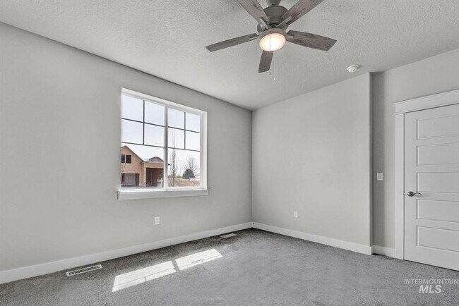 Building Photo - Immaculate Single-Level Home w/3-Car Garage