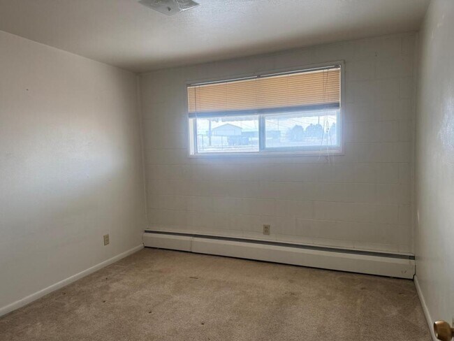 Building Photo - 1767 Oxford Dr