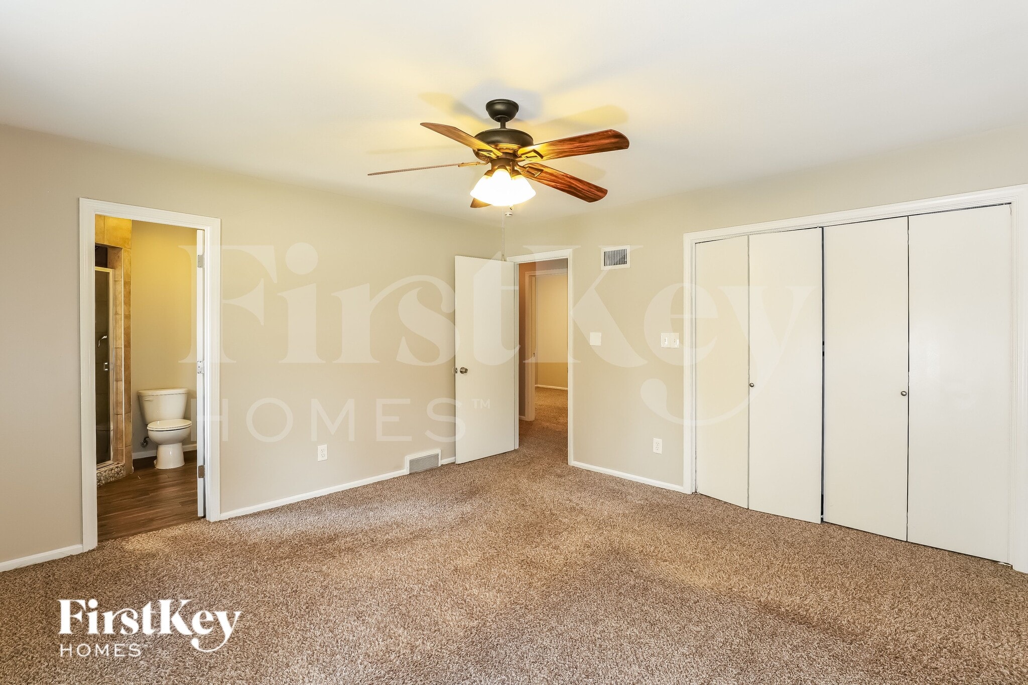 Building Photo - 5813 NW Aspen Ln