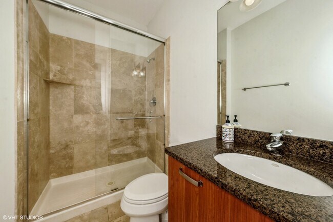 Building Photo - 4012 S Indiana Ave