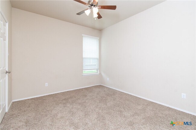 Building Photo - 7010 Cokui Dr