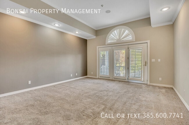 Building Photo - 11291 Palisade View Dr