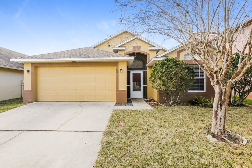 Primary Photo - 108 Thornbury Ln