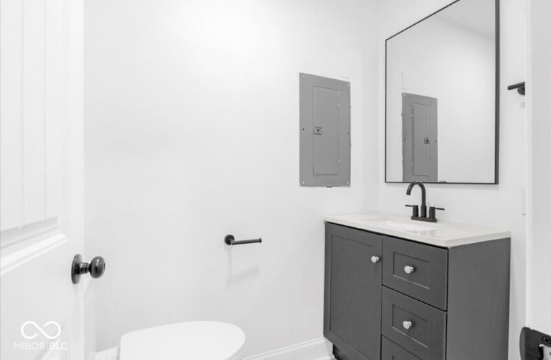 Building Photo - 4119 N Butler Ave