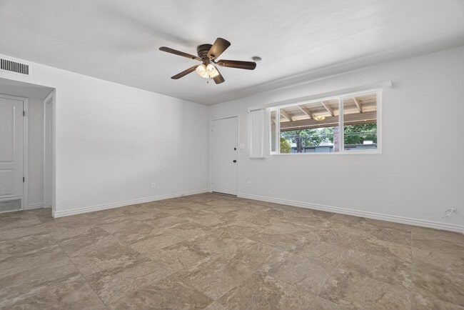 Building Photo - 7802 E Heatherbrae Ave