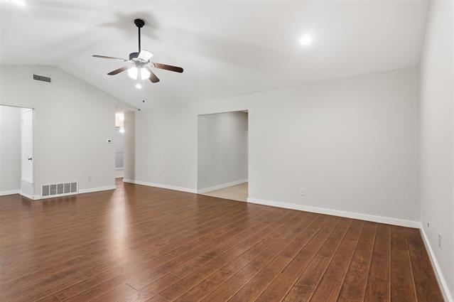 Building Photo - 4545 Hartford Dr