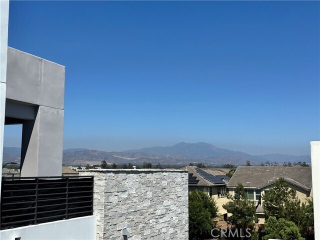 Building Photo - 80 Ballast
