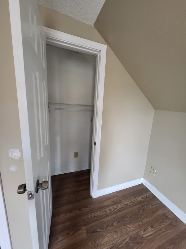 Building Photo - 229 Brightman St