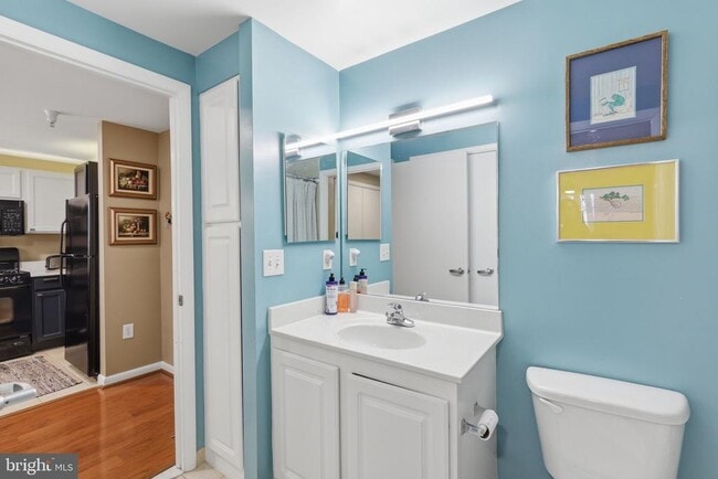 Building Photo - 350 G St SW