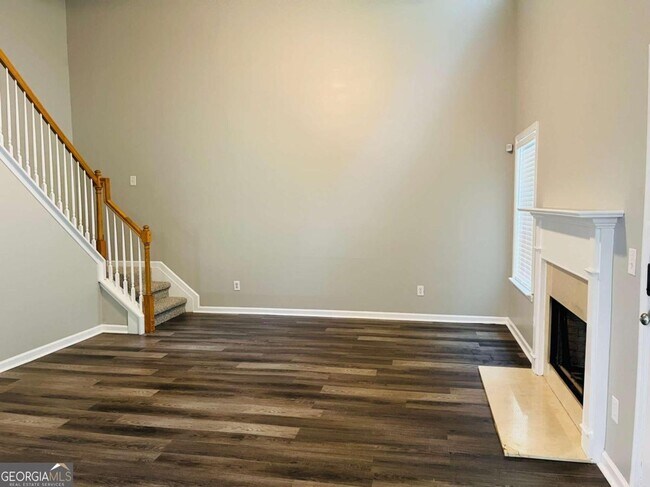 Building Photo - 26 Cliffhaven Cir