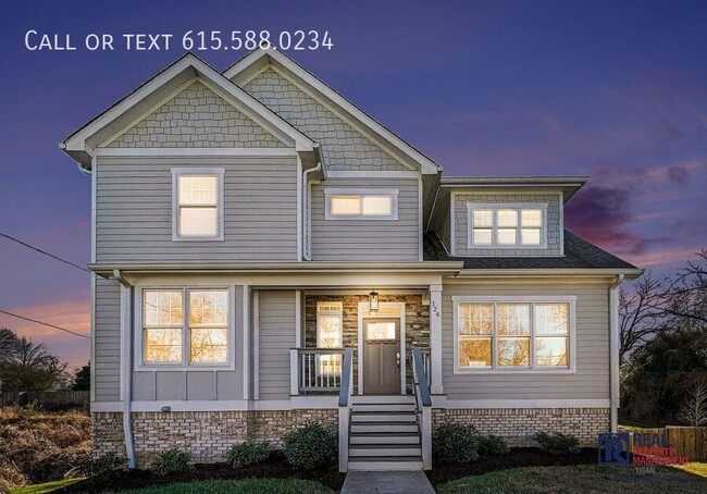 Building Photo - 124 8th Ave