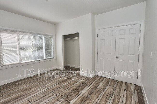 Building Photo - 1119-200 24th St