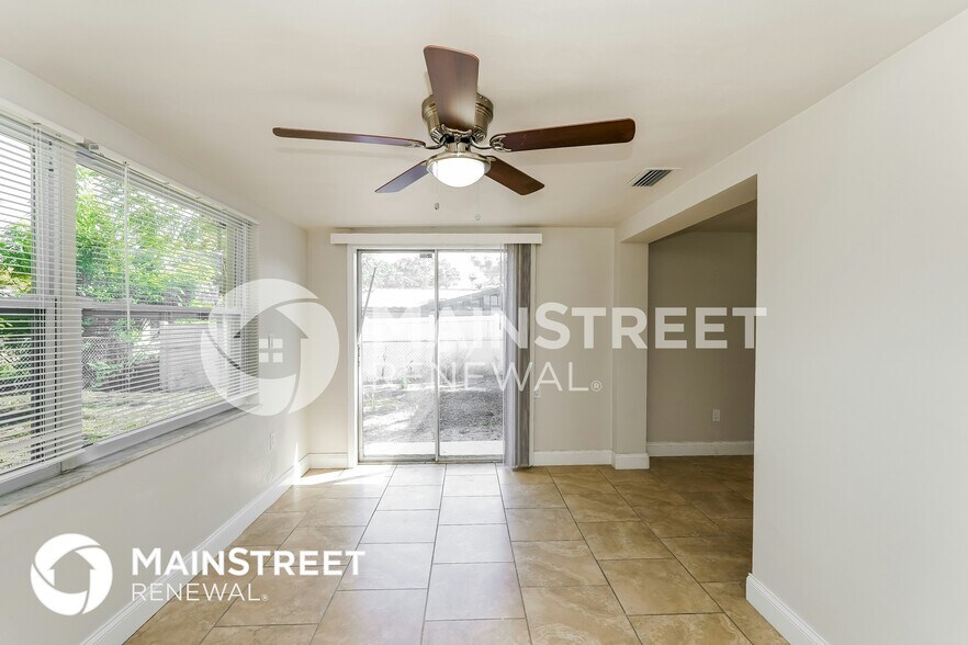 Building Photo - 7625 Ilex Dr