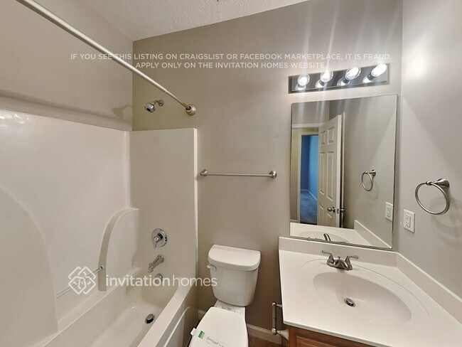 Building Photo - 1010 Countess Ln