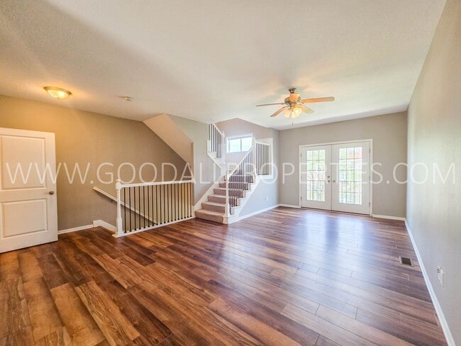 Building Photo - West Des Moines Townhome with Garden Space, Flex Room & Waukee Schools