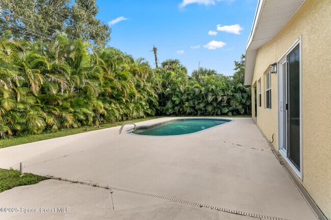 Building Photo - 2917 Rollins St