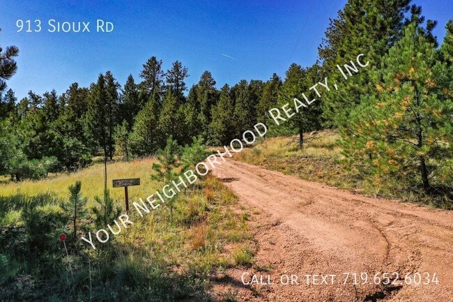 Building Photo - 913 Sioux Rd