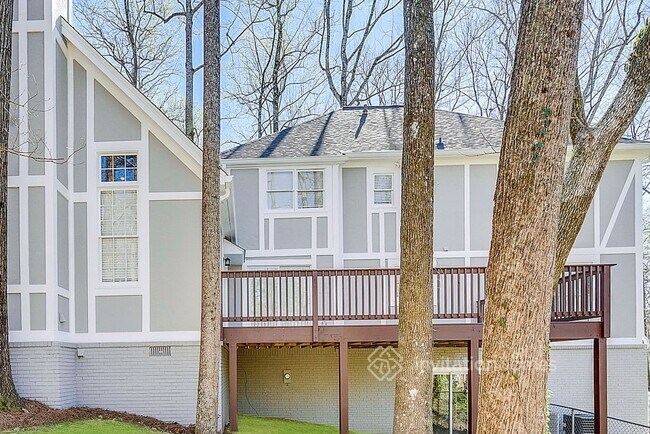 Building Photo - 116 Roe Hampton Ln SW