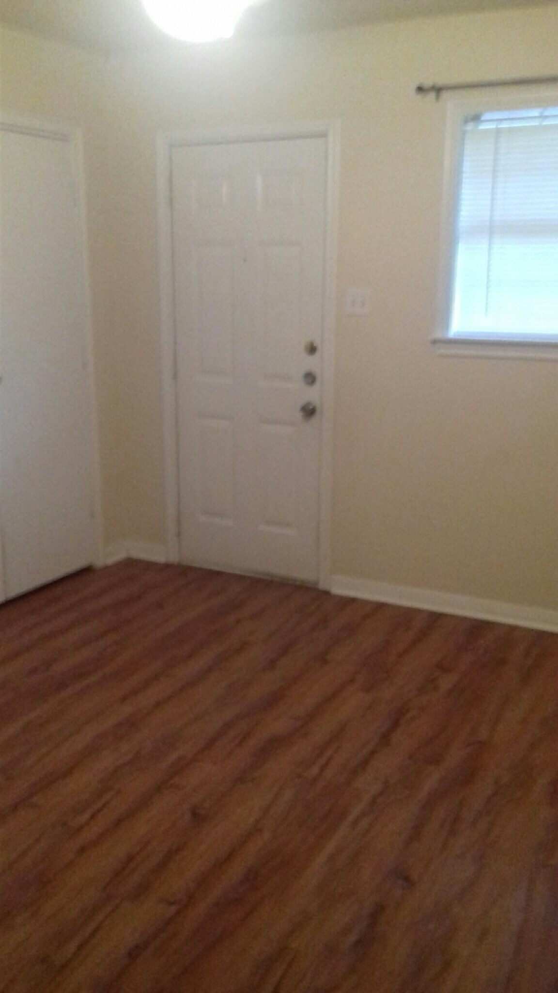 Building Photo - 1210 webhollow Cir