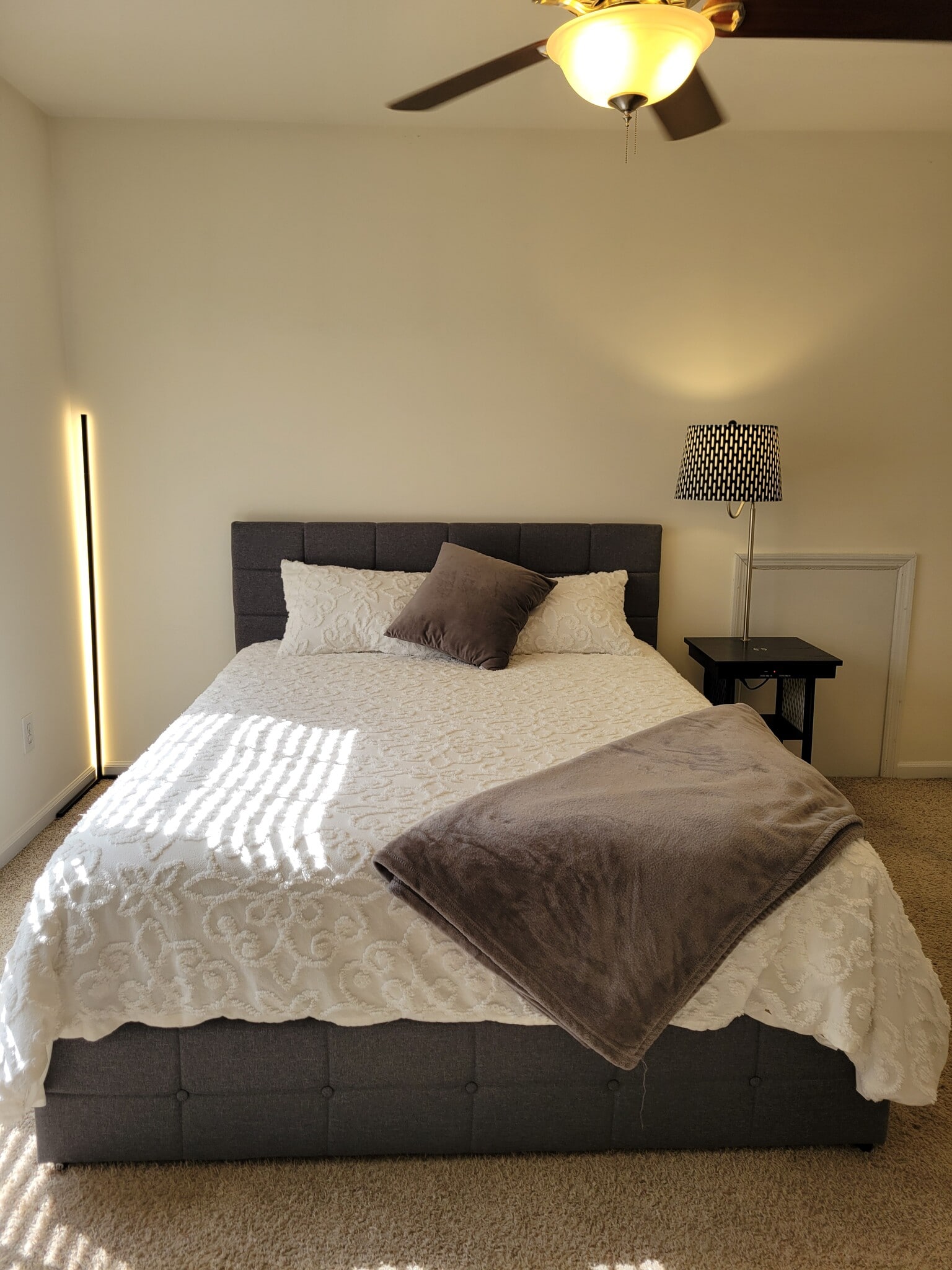 Second bedroom upstairs front - 204 Silk Oak Dr