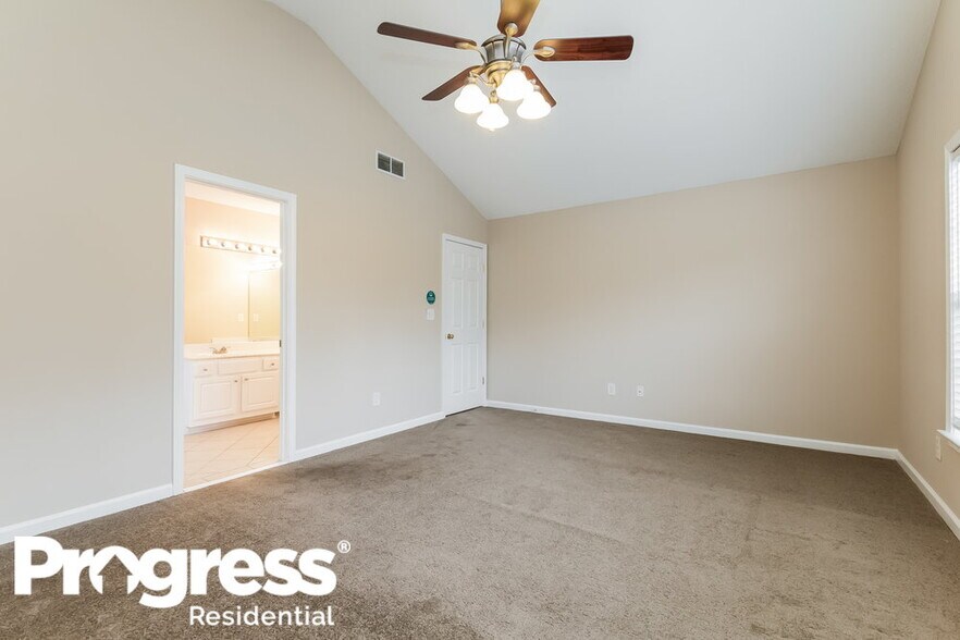 Building Photo - 205 Ashland Dr