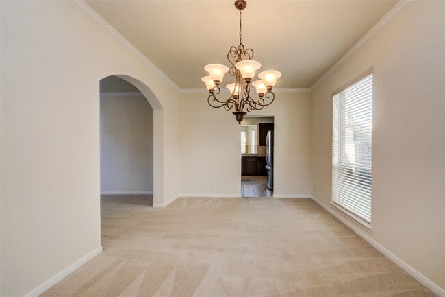 Building Photo - 9115 Memorial Valley Dr