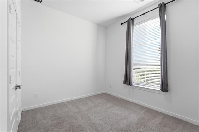 Building Photo - 5737 Miriam Dr