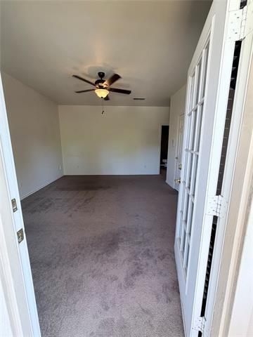 Building Photo - 2108 Lakeforest Dr