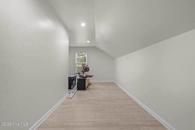 Building Photo - 1275 Tillery Dr