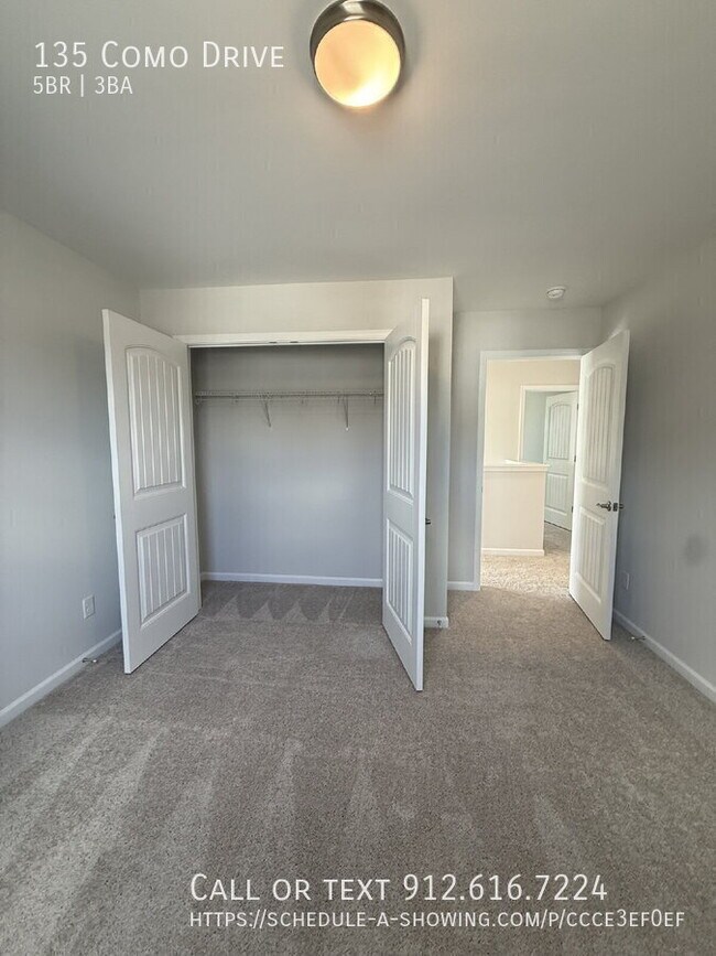 Building Photo - 135 Como Dr