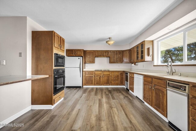 Building Photo - 30 El Caballo Trail