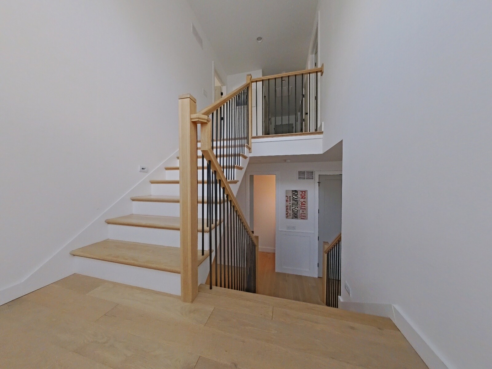 Building Photo - 1235 Folger Ave