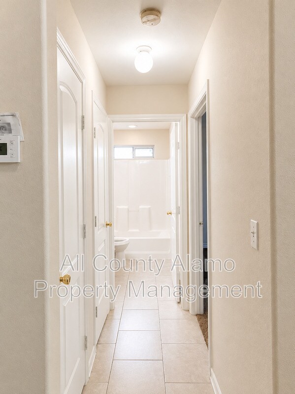 Building Photo - 8129 Morning Grove