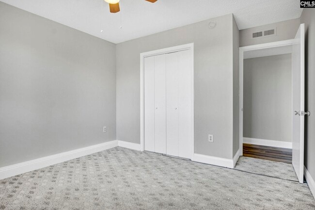 Building Photo - 1825 St Julian Pl