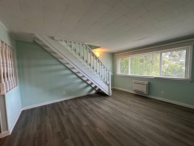 Building Photo - 190 Rogers Rd