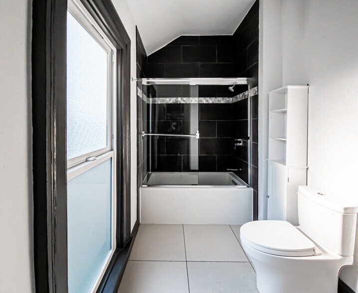 Bathroom - 882 Wood St