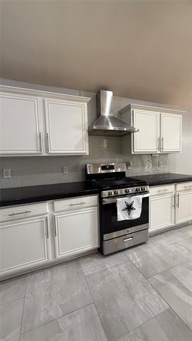 Building Photo - 3112 Atrium Dr