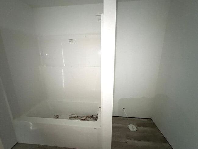 Building Photo - Newly Built 3 Bedroom Duplex in Irvine Acres!
