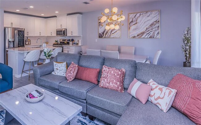 Building Photo - 260 Evertree Loop