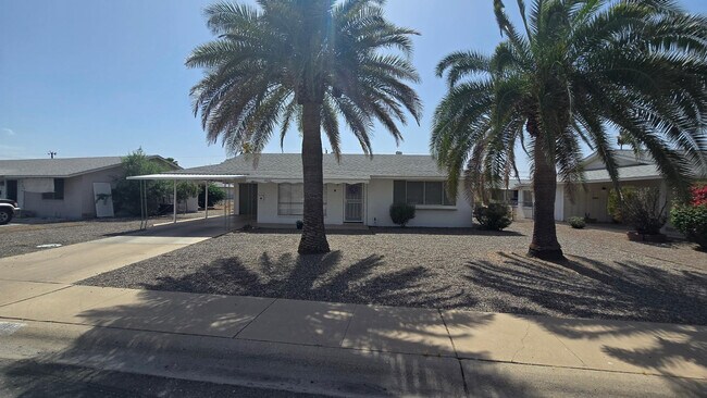 Building Photo - 10806 N 110th Dr