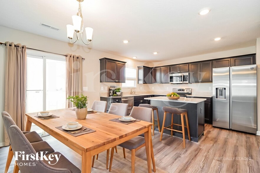 Building Photo - 5416 Branchville Dr