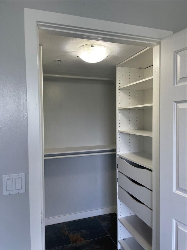 Building Photo - 2640 S University Dr